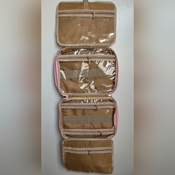 Elkuer Luxe Soft Pink Quilted Cosmetic Travel Case Organizer NEW - Picture 5 of 13